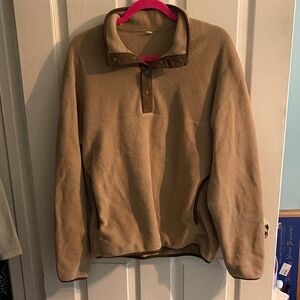 Uniqlo Men's Brown Fleece Sweater